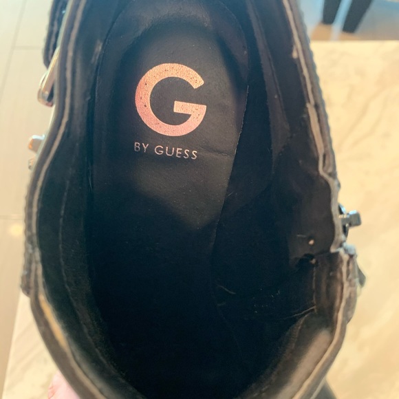 GUESS BLACK 4 INCH HEEL BOOT WOMENS 9 1/2 - Picture 5 of 7